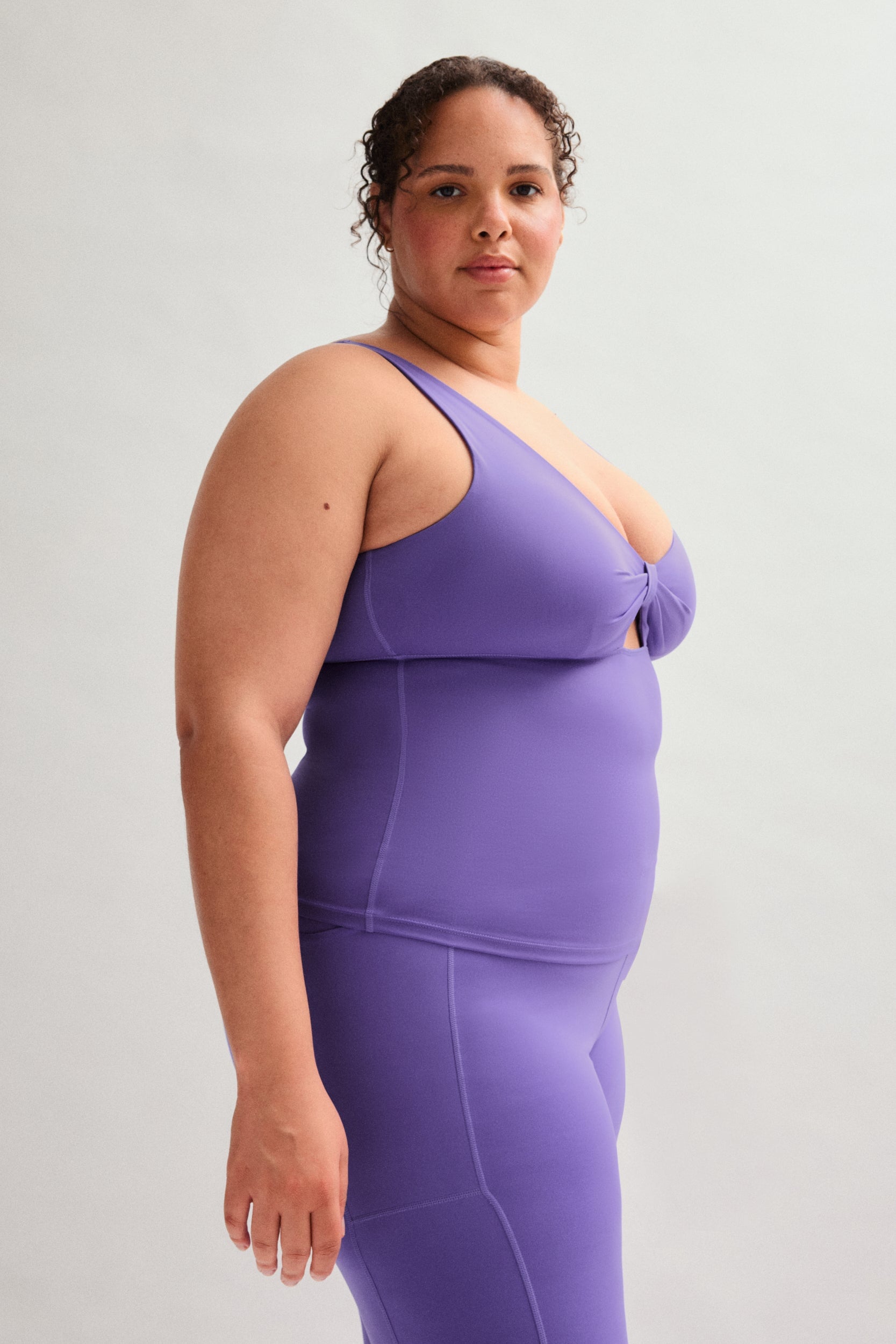 3099_MeredithBowTank_2XL_Aurora_4073_4074_WaistbandPocket_XL_Aurora_0945_web_2500x