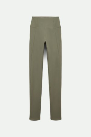 Yosemite Compressive High-Rise Legging