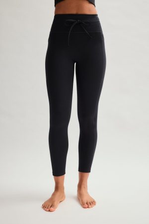 Black Compressive Drawstring Pocket Legging
