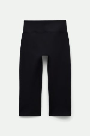 Black Luxe High-Rise Capri