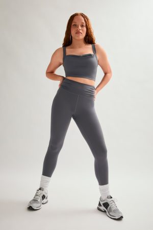 Moon Compressive Pleated Waistband Legging